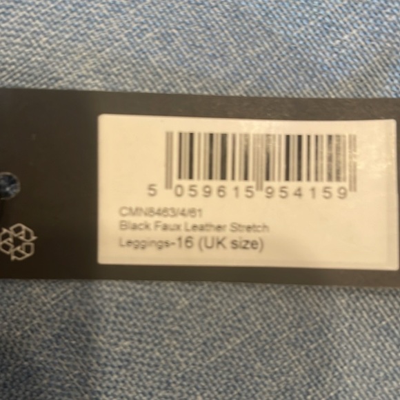 Prettylittlething sz 12 (uk 16) stretch black faux leather side zipper pants - Picture 5 of 11